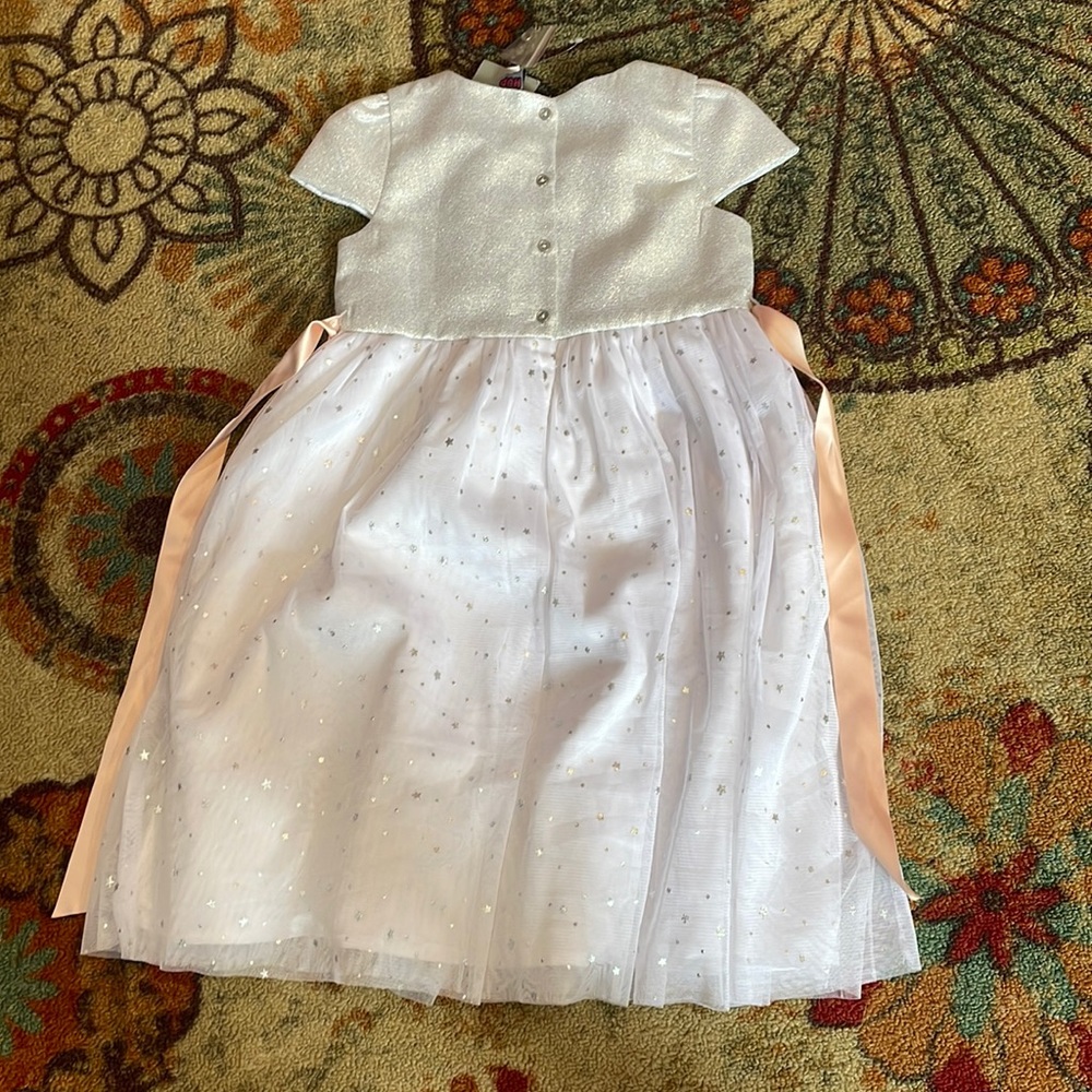 NEVER WORN, WITH TAG, 7-8 GIRLS DRESS